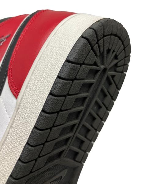 NIKE（ナイキ）NIKE (ナイキ) AIR JORDAN 1 MID レッド×ホワイト サイズ:SIZE 27cmの古着・服飾アイテム