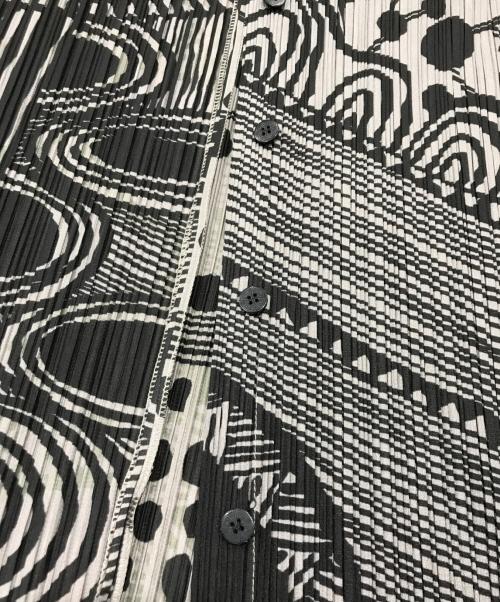 PLEATS PLEASE（プリーツプリーズ）PLEATS PLEASE (プリーツプリーズ) マルチパターンノースリーブワンピース ブラック サイズ:4の古着・服飾アイテム