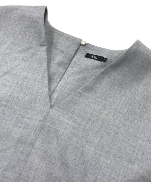 M・Fil（エムフィル）M・Fil (エムフィル) サイドスリットウールワンピース グレー サイズ:40の古着・服飾アイテム