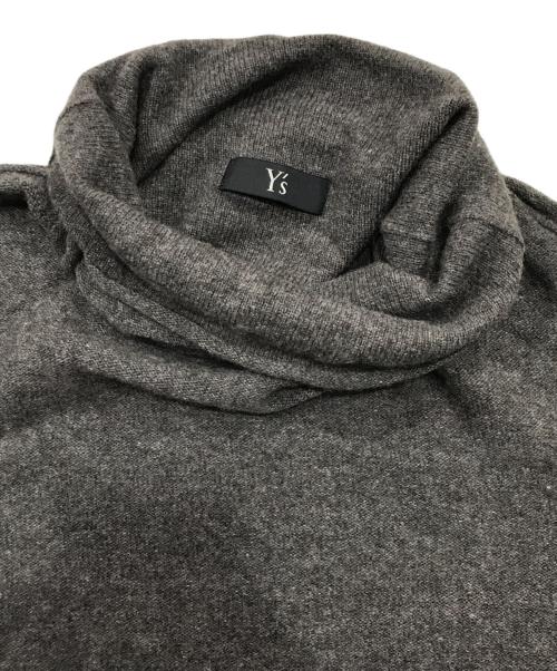 Y's（ワイズ）Y's (ワイズ) スリーブ切替タートルネックニット ブラウン サイズ:2の古着・服飾アイテム