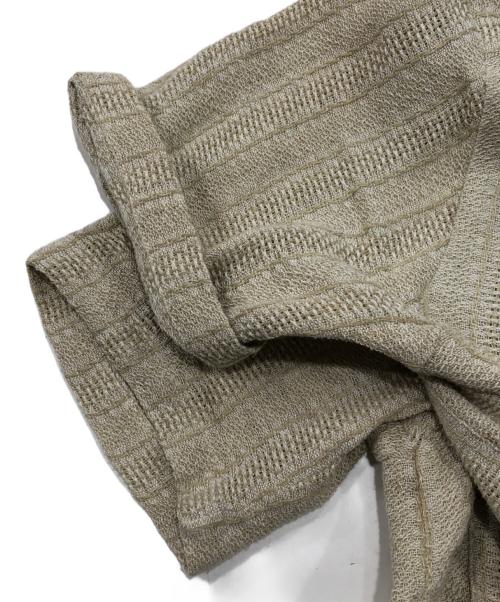 CMMN SWDN（コモンスウェーデン）CMMN SWDN (コモンスウェーデン) DEXTER SHORT SLEEVE SHIRT/8316-343-0333 アイボリー サイズ:46の古着・服飾アイテム