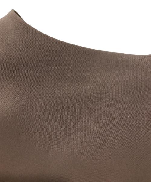 FOXEY NEWYORK（フォクシーニューヨーク）FOXEY NEWYORK (フォクシーニューヨーク) Dress Barron ノースリーブワンピース ベージュ サイズ:40の古着・服飾アイテム