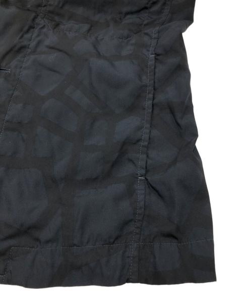 ISSEY MIYAKE（イッセイミヤケ）ISSEY MIYAKE (イッセイミヤケ) テーラードジャケット/ME81FD125 ブラック×ネイビー サイズ:2の古着・服飾アイテム