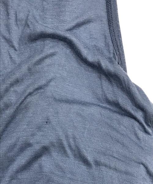 MM6 Maison Margiela（エムエムシックスメゾンマルジェラ）MM6 Maison Margiela (エムエムシックスメゾンマルジェラ) レーヨンシルクキャミソール ブルー サイズ:Sの古着・服飾アイテム