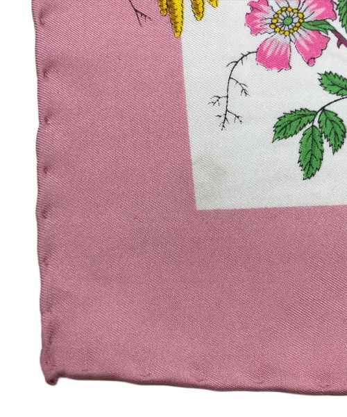 GUCCI（グッチ）GUCCI (グッチ) シルクスカーフ ピンクの古着・服飾アイテム