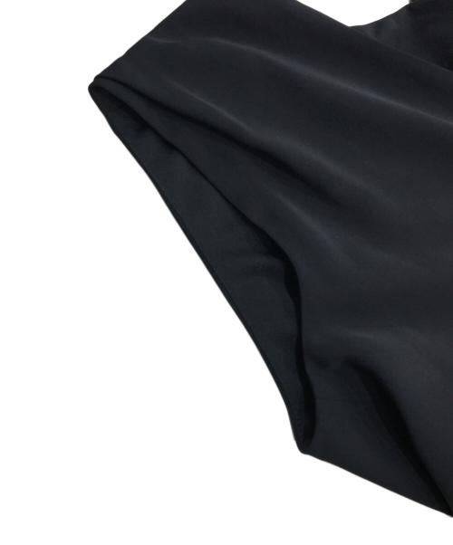 FOXEY NEWYORK（フォクシーニューヨーク）FOXEY NEWYORK (フォクシーニューヨーク) Vネックフレアワンピース ブラック サイズ:38の古着・服飾アイテム