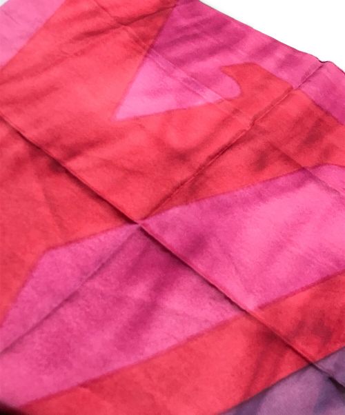 LOUIS VUITTON（ルイ ヴィトン）LOUIS VUITTON (ルイ ヴィトン) シルク大判スカーフ レッドの古着・服飾アイテム