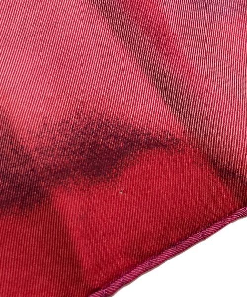 LOUIS VUITTON（ルイ ヴィトン）LOUIS VUITTON (ルイ ヴィトン) シルク大判スカーフ レッドの古着・服飾アイテム