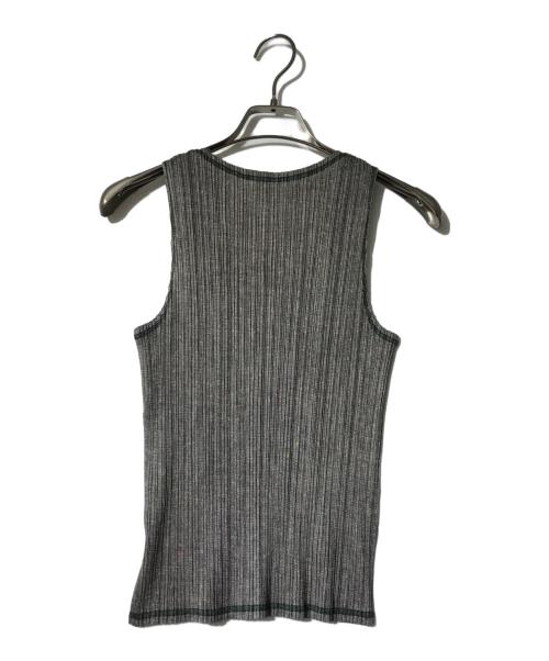 PLEATS PLEASE（プリーツプリーズ）PLEATS PLEASE (プリーツプリーズ) ノースリーブプリーツカットソー グレー サイズ:3の古着・服飾アイテム