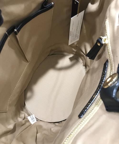 VIOLAd'ORO（ヴィオラドーロ）VIOLAd'ORO (ヴィオラドーロ) ラフィア牛革バッグ アイボリーの古着・服飾アイテム