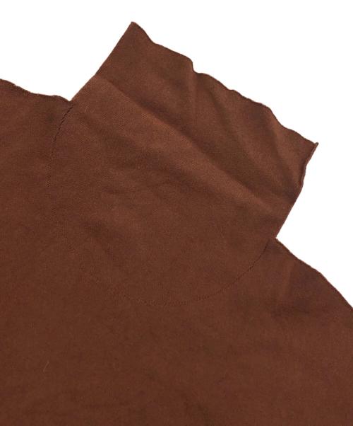 ISSEY MIYAKE（イッセイミヤケ）ISSEY MIYAKE (イッセイミヤケ) ショートスリーブタートルカットソー ブラウン サイズ:2の古着・服飾アイテム