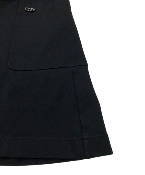 FOXEY NEWYORK（フォクシーニューヨーク）FOXEY NEWYORK (フォクシーニューヨーク) ノースリーブワンピース ブラック サイズ:40の古着・服飾アイテム