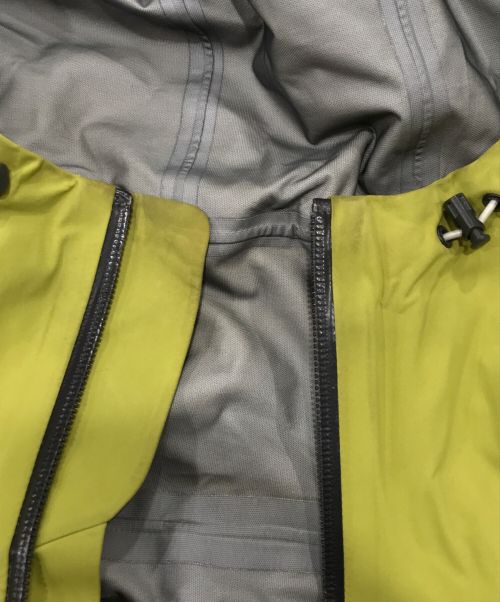 HAGLOFS（ホグロフス）HAGLOFS (ホグロフス) VOITAS JACKET グリーン サイズ:Ｍの古着・服飾アイテム