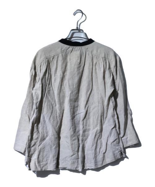 magali（マガリ）magali (マガリ) リネンノーカラーブラウス ベージュ サイズ:不明の古着・服飾アイテム