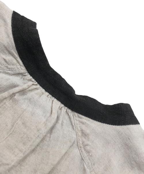 magali（マガリ）magali (マガリ) リネンノーカラーブラウス ベージュ サイズ:不明の古着・服飾アイテム