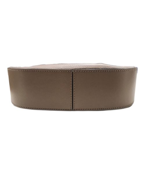 TOD'S（トッズ）TOD'S (トッズ) オーボエショルダーバッグ ベージュの古着・服飾アイテム