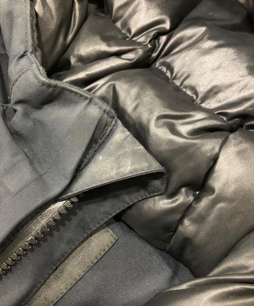 WHITE MOUNTAINEERING（ホワイトマウンテ二アニング）WHITE MOUNTAINEERING (ホワイトマウンテ二アニング) STUDIOUS (ステュディオス) ダウンジャケット ブラック サイズ:1の古着・服飾アイテム