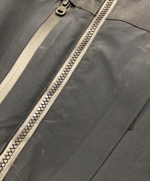 WHITE MOUNTAINEERING（ホワイトマウンテ二アニング）WHITE MOUNTAINEERING (ホワイトマウンテ二アニング) STUDIOUS (ステュディオス) ダウンジャケット ブラック サイズ:1の古着・服飾アイテム