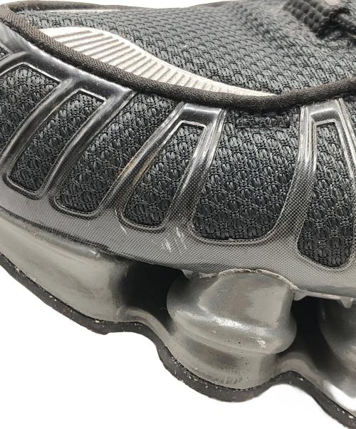 NIKE（ナイキ）NIKE (ナイキ) Women’s Shox TL Black and Metallic Silver グレー×イエロー サイズ:27.5の古着・服飾アイテム
