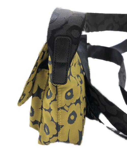 marimekko（マリメッコ）marimekko (マリメッコ) ショルダーバッグ/Mini Messenger Unikko ベージュの古着・服飾アイテム