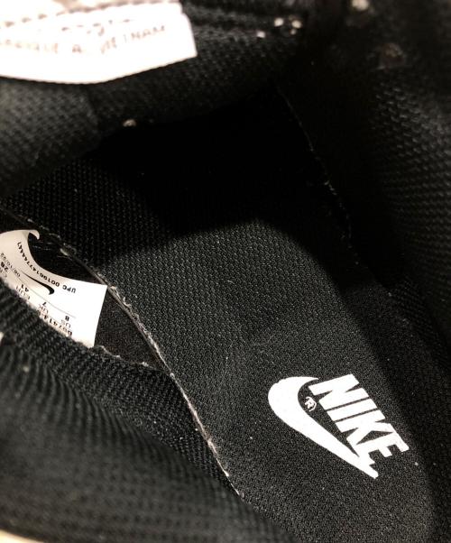 NIKE（ナイキ）NIKE (ナイキ) バイユー ダンク ロー ホワイト×ブラック サイズ:US8/UK7/EUR41の古着・服飾アイテム