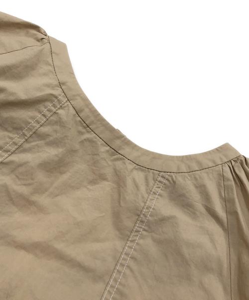 emmi atelier（エミアトリエ）emmi atelier (エミアトリエ) アウトステッチSetupワンピース ベージュ サイズ:1の古着・服飾アイテム
