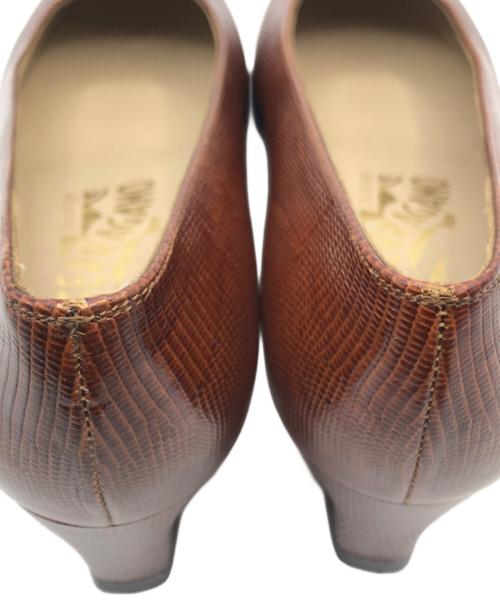 Salvatore Ferragamo（サルヴァトーレ フェラガモ）Salvatore Ferragamo (サルヴァトーレ フェラガモ) パンプス ブラウン サイズ:24の古着・服飾アイテム