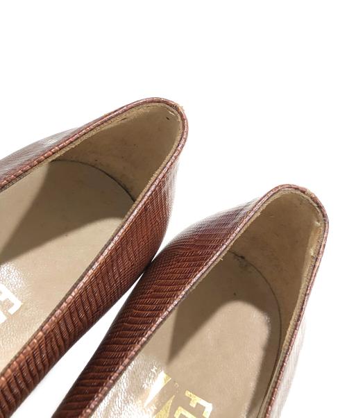 Salvatore Ferragamo（サルヴァトーレ フェラガモ）Salvatore Ferragamo (サルヴァトーレ フェラガモ) パンプス ブラウン サイズ:24の古着・服飾アイテム