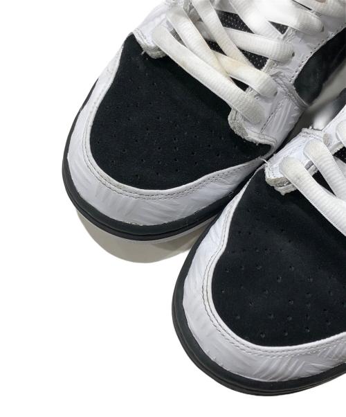 NIKE（ナイキ）NIKE (ナイキ) TIGHTBOOTH PRODUCTION (タイトブースプロダクション) SB Dunk Low Pro QS ブラック×ホワイト サイズ:28.5㎝の古着・服飾アイテム