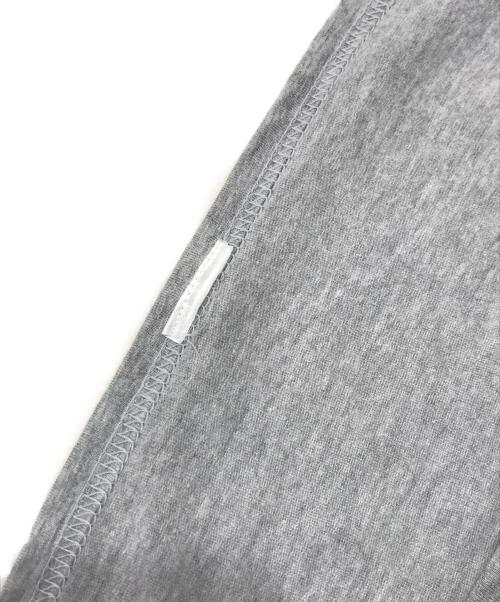 Heaven by Marc Jacobs（ヘブンバイマークジェイコブス）Heaven by Marc Jacobs (ヘブンバイマークジェイコブス) HIDEYUKI TANAKA RINGER TEE グレー×レッド サイズ:Mの古着・服飾アイテム