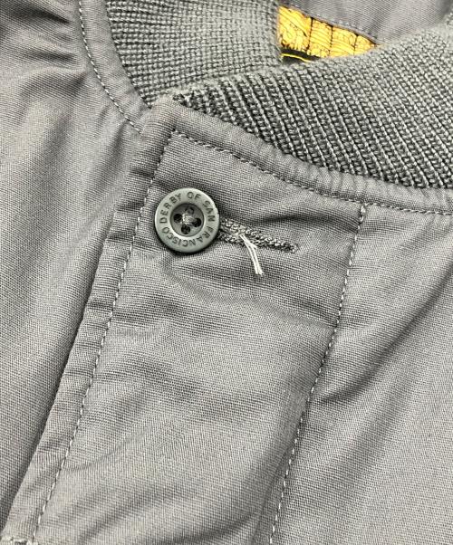 DERBY OF SAN FRANCISCO（ダービーオブサンフランシスコ）DERBY OF SAN FRANCISCO (ダービーオブサンフランシスコ) ダービージャケット グレー サイズ:Mの古着・服飾アイテム