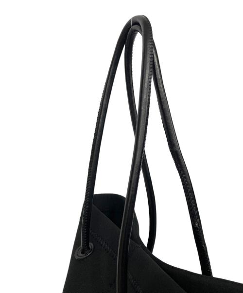 YAHKI（ヤーキ）YAHKI (ヤーキ) ネオプレントートバッグ ブラックの古着・服飾アイテム