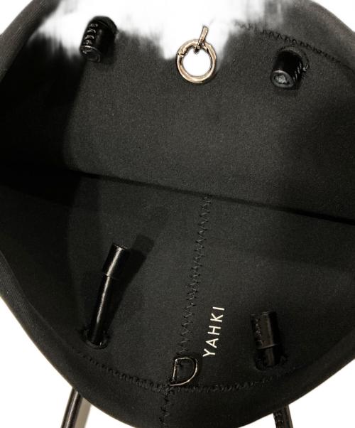 YAHKI（ヤーキ）YAHKI (ヤーキ) ネオプレントートバッグ ブラックの古着・服飾アイテム