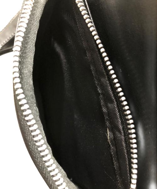 COMME des GARCONS（コムデギャルソン）COMME des GARCONS (コムデギャルソン) レザージップショルダーバッグ ブラックの古着・服飾アイテム