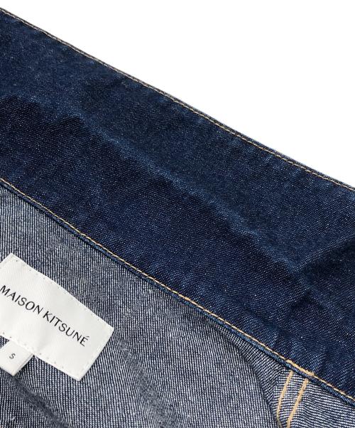 maison kitsune（メゾンキツネ）maison kitsune (メゾンキツネ) TRUCKER DENIM JACKET/デニムジャケット インディゴ サイズ:Sの古着・服飾アイテム