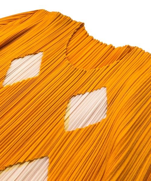 PLEATS PLEASE（プリーツプリーズ）PLEATS PLEASE (プリーツプリーズ) ダイヤカットプリーツカットソー オレンジ サイズ:3の古着・服飾アイテム