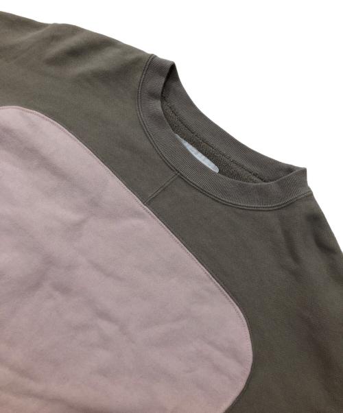 C.E（シーイー）C.E (シーイー) CURVED SWITCH CREW NECK ベージュ サイズ:Ｍの古着・服飾アイテム