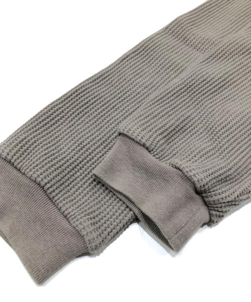 Cabaret Poval（キャバレーポバール）CABARET POVAL (キャバレーポバール) Fabien Waffle Top ブラウン サイズ:Mの古着・服飾アイテム