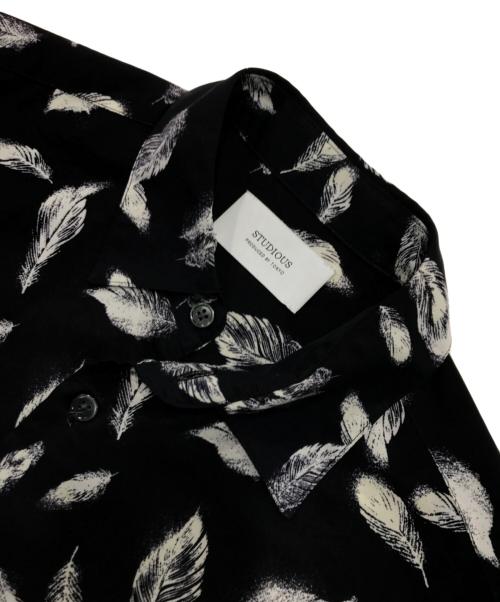 STUDIOUS（ステュディオス）STUDIOUS (ステュディオス) 総柄半袖シャツ ブラック サイズ:2の古着・服飾アイテム