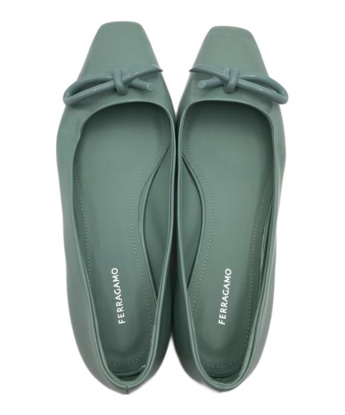 Ferragamo（フェラガモ）Ferragamo (フェラガモ) BALLET FLATS ANNIE グリーン サイズ:24.5㎝の古着・服飾アイテム