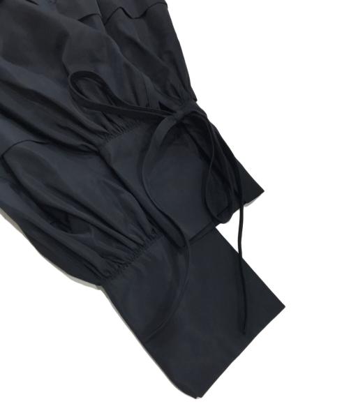 CECILIE BAHNSEN（セシリーバンセン）CECILIE BAHNSEN (セシリーバンセン) リサイクルポリ変形ワンピース ブラック サイズ:XSの古着・服飾アイテム