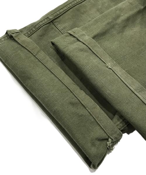 Equipements Militaires（イクイップメントミリタリー）Equipements Militaires (イクイップメントミリタリー) ミリタリーパンツ オリーブ サイズ:Ｌサイズ相当の古着・服飾アイテム