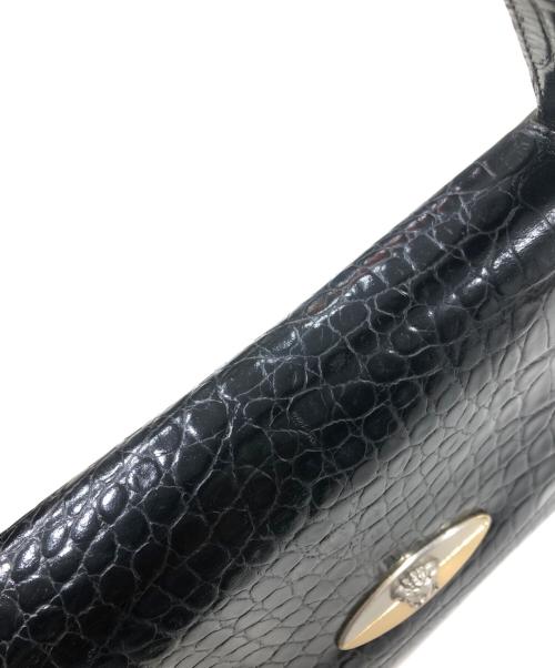 GIANNI VERSACE（ジャンニ・ヴェルサーチ）GIANNI VERSACE (ジャンニ・ヴェルサーチ) メデューサロゴハンドバッグ ブラックの古着・服飾アイテム