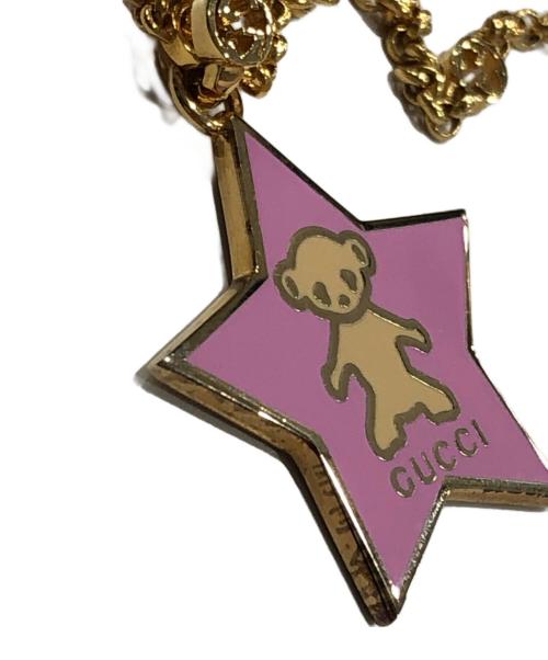GUCCI（グッチ）GUCCI (グッチ) スターシェイプベアネックレス ゴールド×ピンクの古着・服飾アイテム