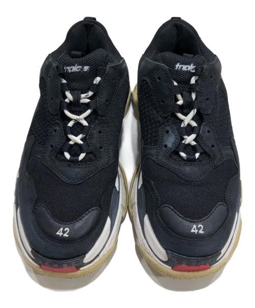 BALENCIAGA（バレンシアガ）BALENCIAGA (バレンシアガ) ローカットスニーカー/Triple S ブラック サイズ:UK8/EUR42/USA9の古着・服飾アイテム