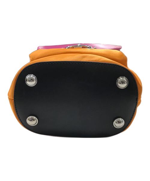 DIESEL（ディーゼル）DIESEL (ディーゼル) ナイロンバケットショルダーバッグ オレンジの古着・服飾アイテム