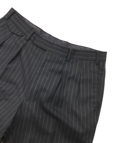 BURBERRY BLACK LABEL（バーバリーブラックレーベル）BURBERRY BLACK LABEL (バーバリーブラックレーベル) ウールストライプセットアップスーツ ブラック サイズ:40の古着・服飾アイテム