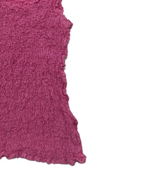 me ISSEY MIYAKE（ミーイッセイ ミヤケ）me ISSEY MIYAKE (ミーイッセイ ミヤケ) ノースリーブカットソー ショッキングピンク サイズ:Freeの古着・服飾アイテム