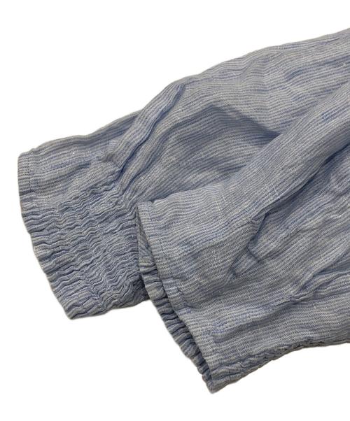 23区（ニジュウサンク）23区 (ニジュウサンク) LIBECO バンドカラー ビック シャツ ブルー サイズ:38の古着・服飾アイテム