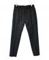 AKM（エーケーエム）の古着「STRETCH WOOL 1TUCK TAPERED SLACKS」｜ブラック